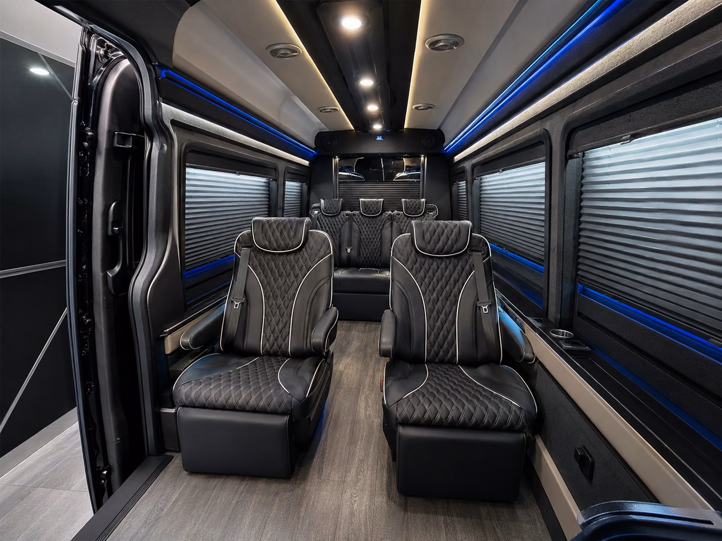 airport transfers for the henry ford museum greenfield village group tours