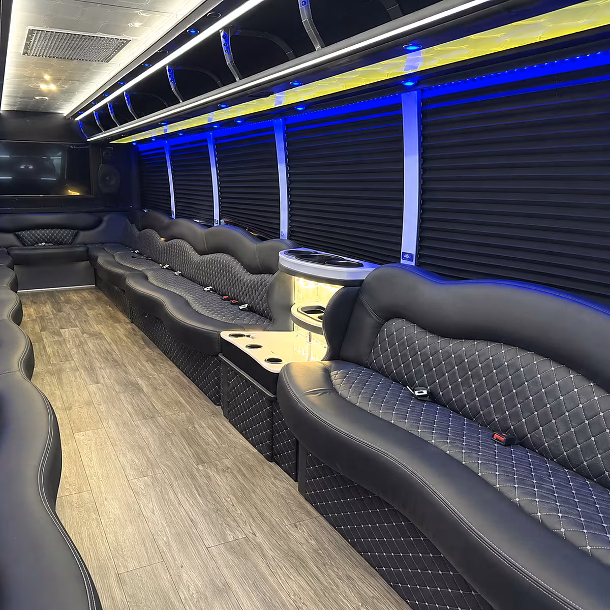 dearborn quincea n era sweet 16 party bus rental