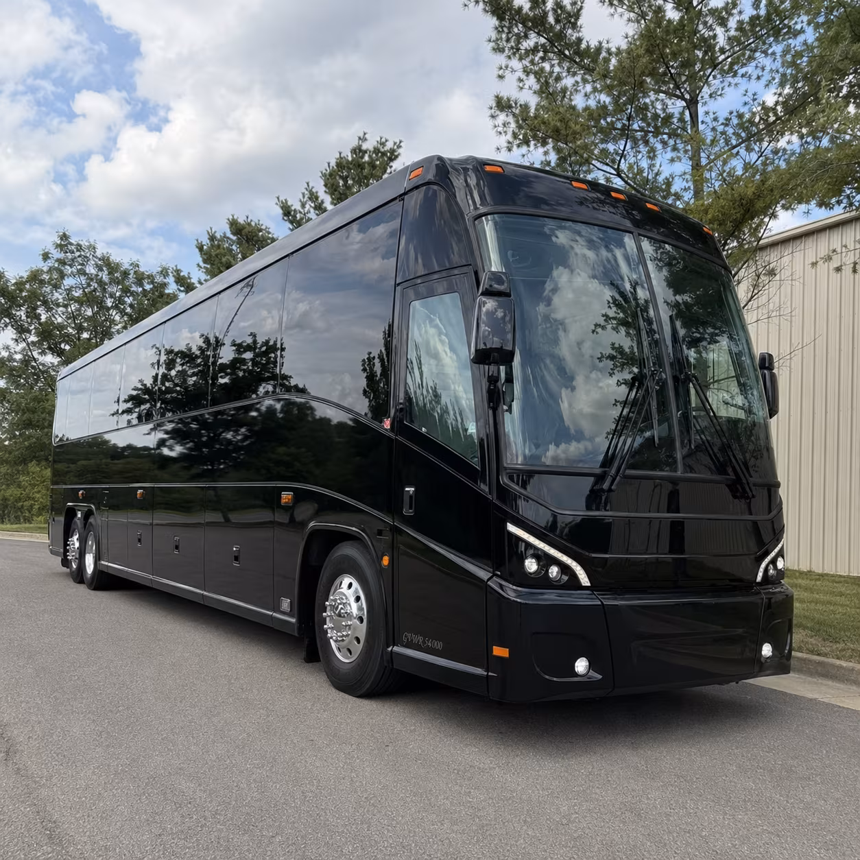 dearborn to willow run detroit city airport shuttle buses