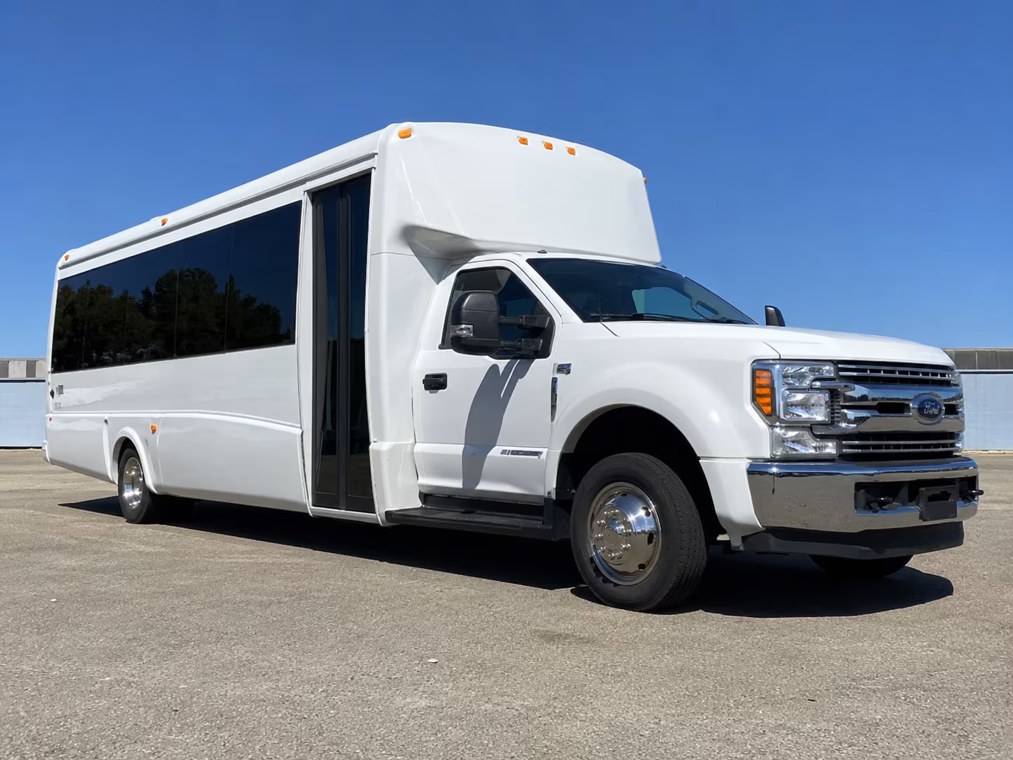 field trip buses to detroit s top museums and science centers