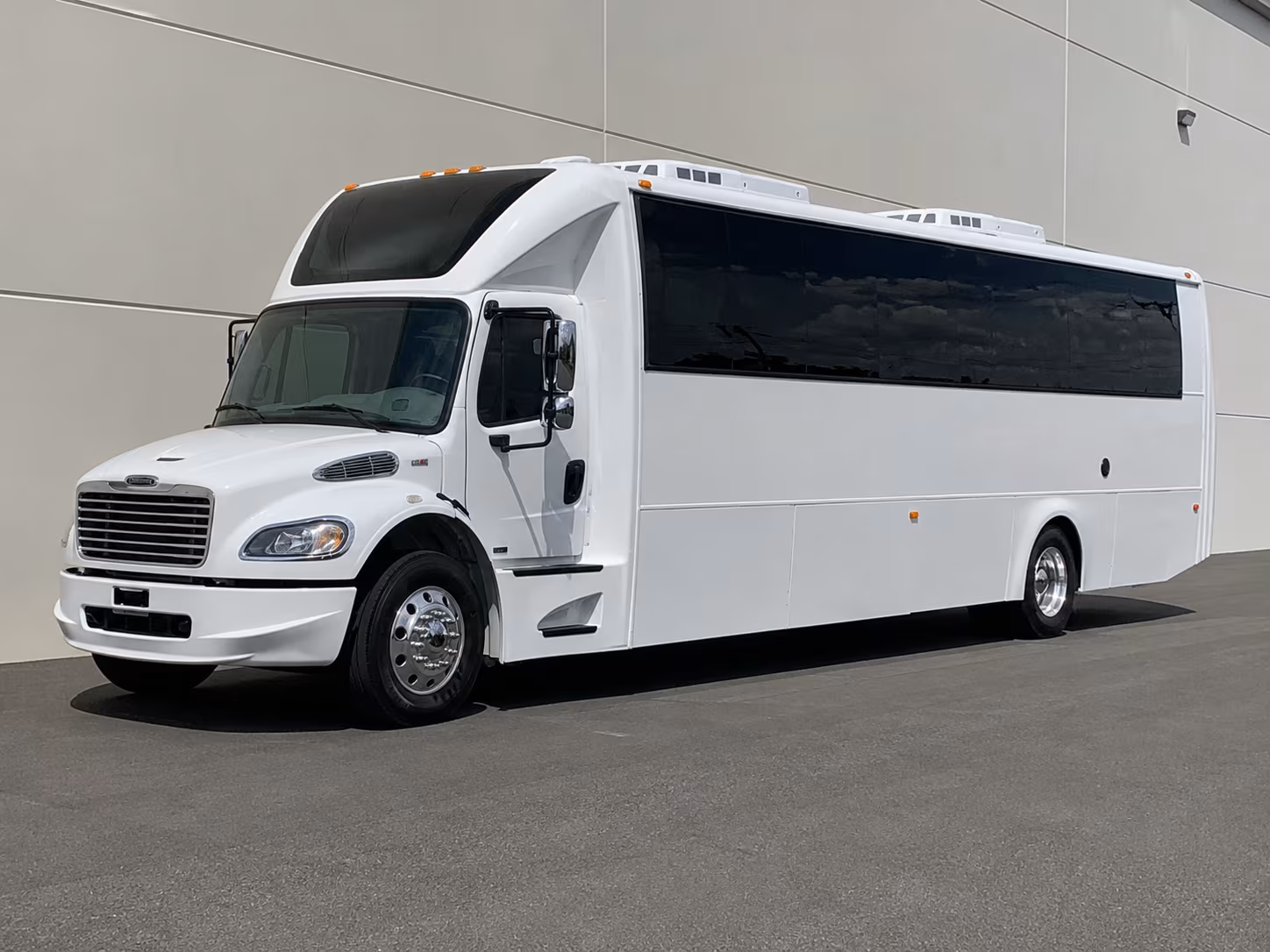 motorcity casino hotel greektown casino dearborn party bus rental