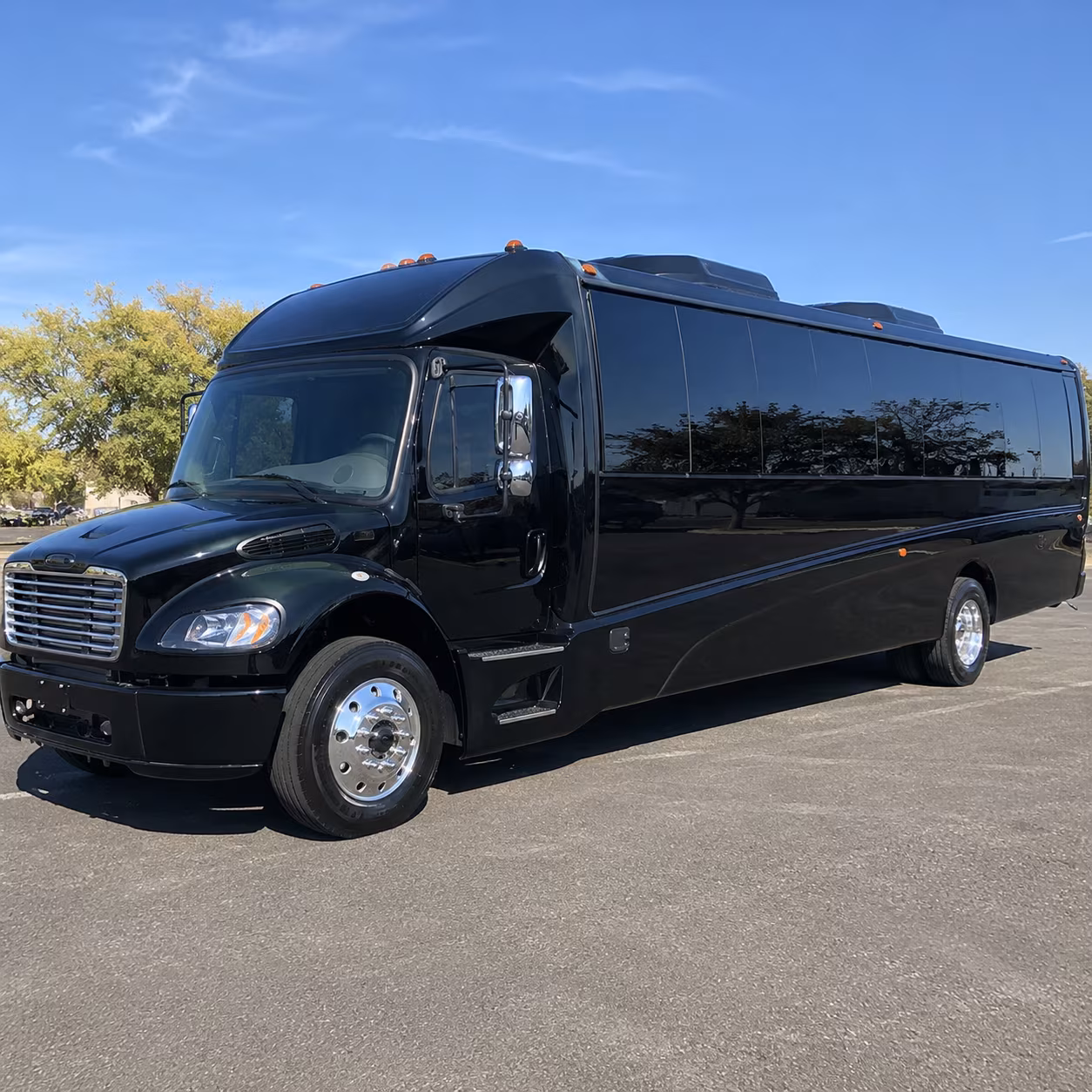 shuttle buses to michigan lottery amphitheatre at freedom hill shows