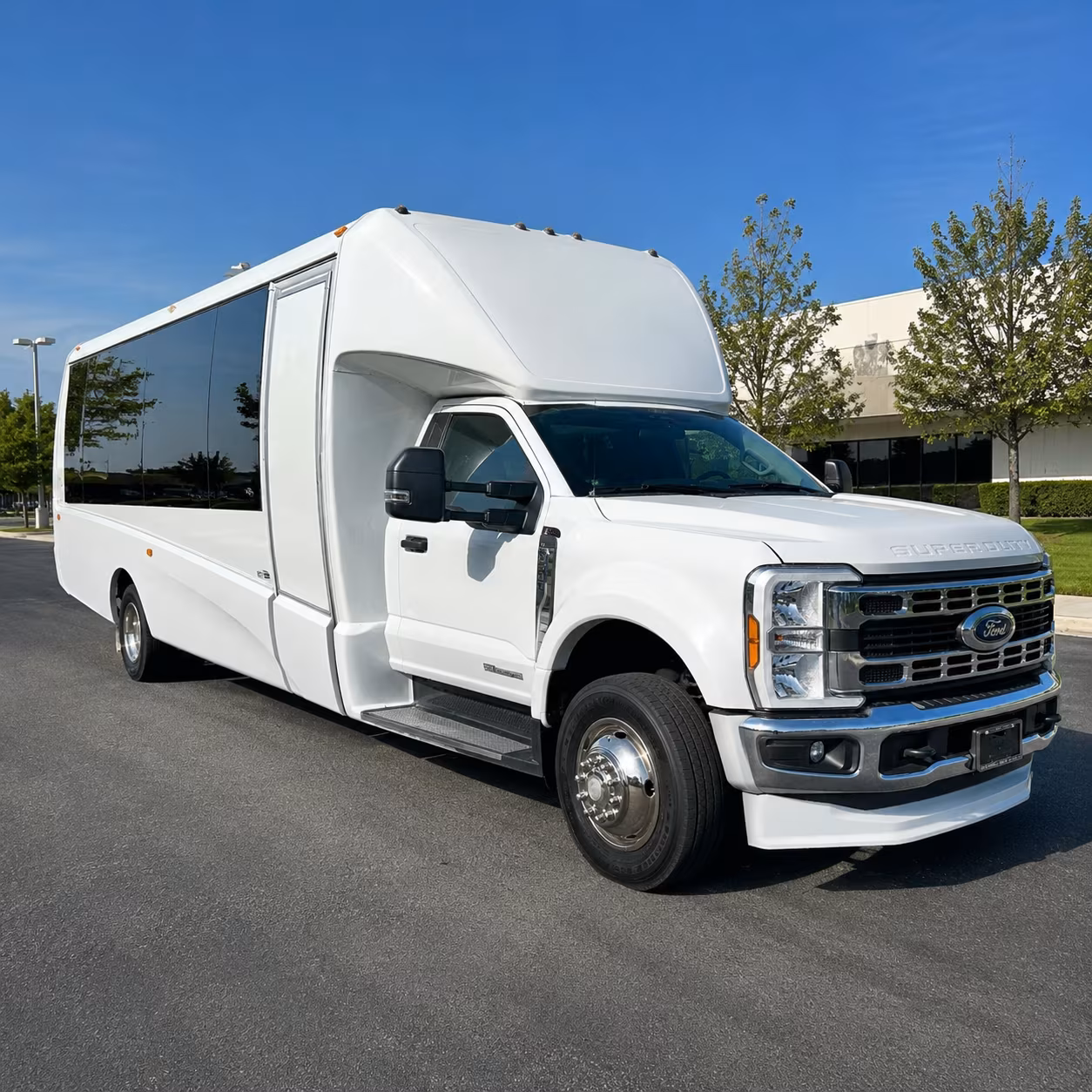 wedding and quinceanera buses for dearborn s banquet hall scene